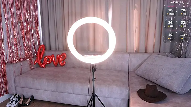 Snapshot of k_kimikooo chatting on 09/17/25, 04:25 k kimikooo online show from 09/17/25, 04:25