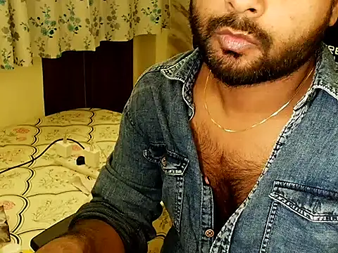Snapshot of SHENOY3 chatting on 09/18/25, 06:11 SHENOY3 online show from 09/18/25, 06:11