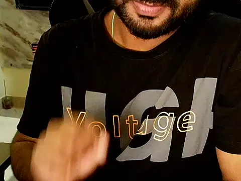 Snapshot of SHENOY3 chatting on 10/16/25, 07:00 SHENOY3 online show from 10/16/25, 07:00