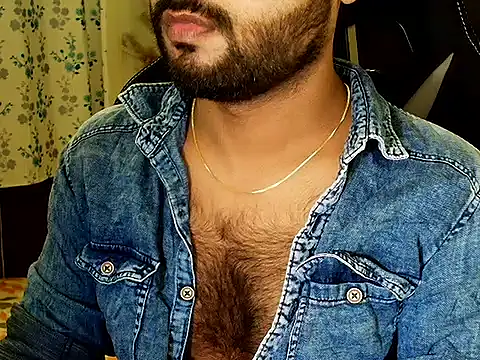 Snapshot of SHENOY3 chatting on 10/13/25, 03:24 SHENOY3 online show from 10/13/25, 03:24