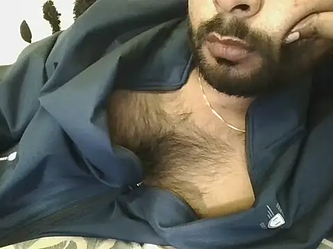 Snapshot of SHENOY3 chatting on 02/05/25, 05:20 SHENOY3 online show from 02/05/25, 05:20