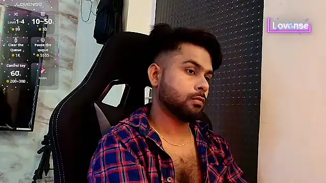 Snapshot of SHENOY3 chatting on 07/06/26, 11:06 SHENOY3 online show from 07/06/26, 11:06