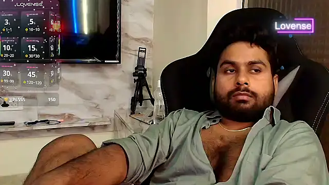 Snapshot of SHENOY3 chatting on 07/03/26, 08:15 SHENOY3 online show from 07/03/26, 08:15