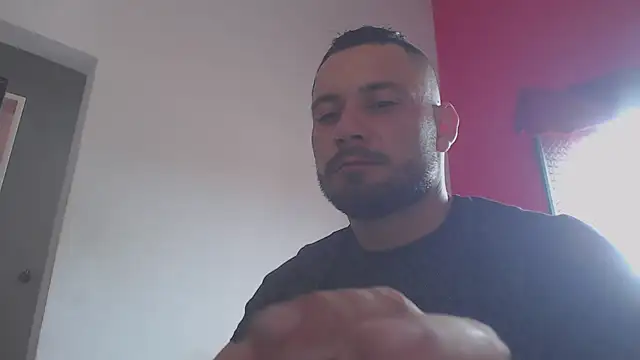 Snapshot of body_x29 chatting on 03/04/25, 07:01 body x29 online show from 03/04/25, 07:01