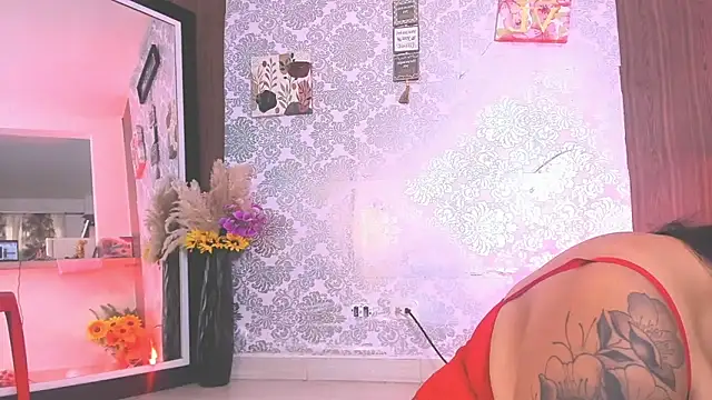 kelly thomson online show from 09/16/25, 09:27