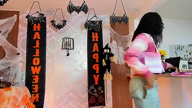 kelly thomson online show from 10/03/25, 11:50