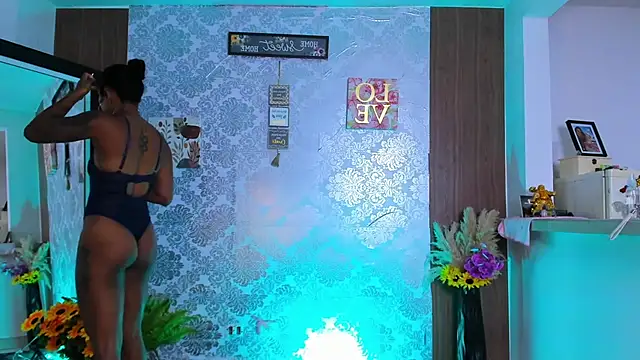 kelly thomson online show from 09/30/25, 11:44