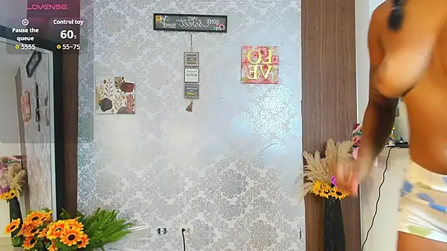 kelly thomson online show from 09/28/25, 01:18