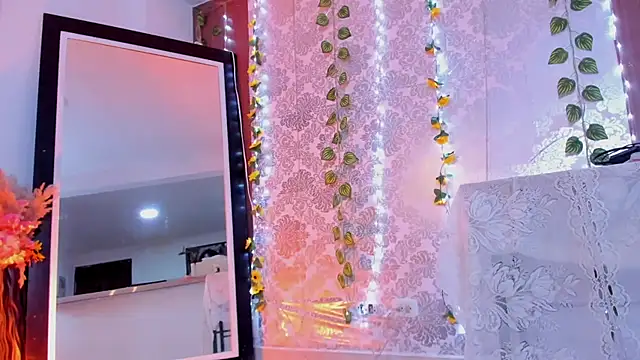 kelly thomson online show from 02/07/26, 02:41