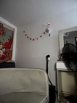 kiaraglam2 online show from 11/13/25, 02:54