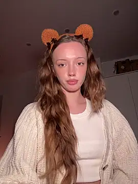 Snapshot of Weeissy chatting on 02/06/26, 06:48 Weeissy online show from 02/06/26, 06:48