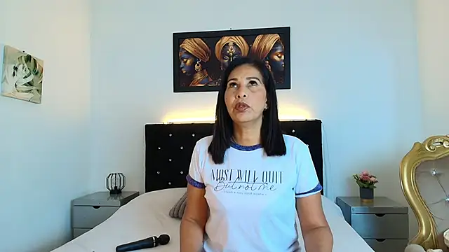 Shanon mature online show from 04/09/26, 12:00