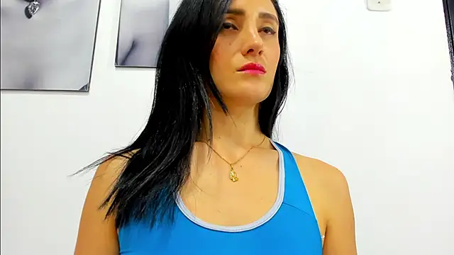 Snapshot of izzy_cum chatting on 01/31/25, 03:11 izzy cum online show from 01/31/25, 03:11
