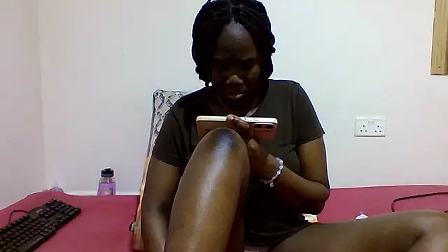 sweetelle09 online show from 01/13/26, 07:29