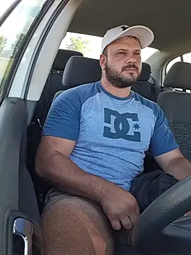 Snapshot of horsecockx chatting on 10/28/25, 02:05 horsecockx online show from 10/28/25, 02:05