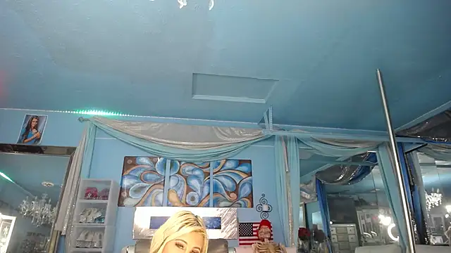 ADRIANNA FOX online show from 02/07/26, 01:02