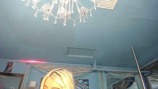 ADRIANNA FOX online show from 05/22/26, 03:21