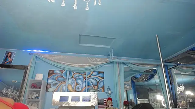 ADRIANNA FOX online show from 07/06/26, 03:35
