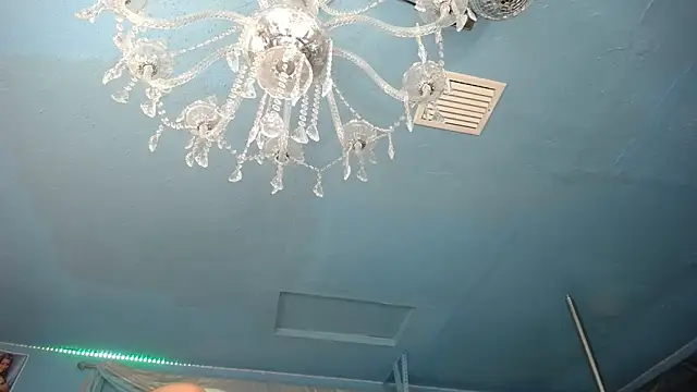 Snapshot of ADRIANNA_FOX chatting on 11/08/25, 07:17 ADRIANNA FOX online show from 11/08/25, 07:17