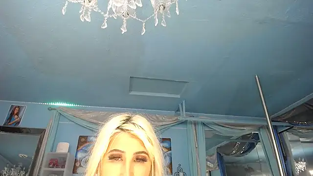 ADRIANNA FOX online show from 03/23/26, 03:28