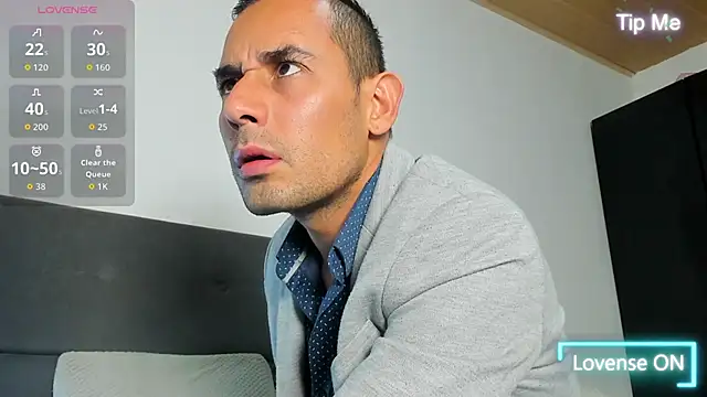 jhonyalzate2 online show from 04/07/26, 02:35