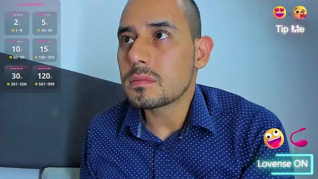 Snapshot of jhonyalzate2 chatting on 02/21/25, 01:00 jhonyalzate2 online show from 02/21/25, 01:00