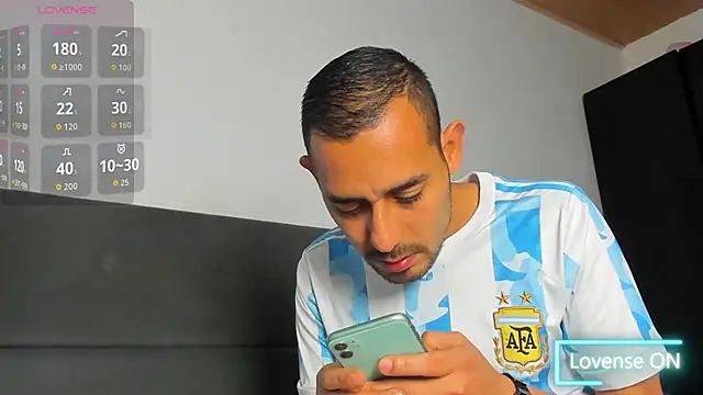 jhonyalzate2 online show from 02/25/26, 02:23