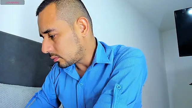 Snapshot of jhonyalzate2 chatting on 03/04/25, 11:22 jhonyalzate2 online show from 03/04/25, 11:22