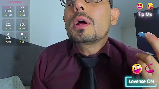 Snapshot of jhonyalzate2 chatting on 02/26/25, 01:25 jhonyalzate2 online show from 02/26/25, 01:25