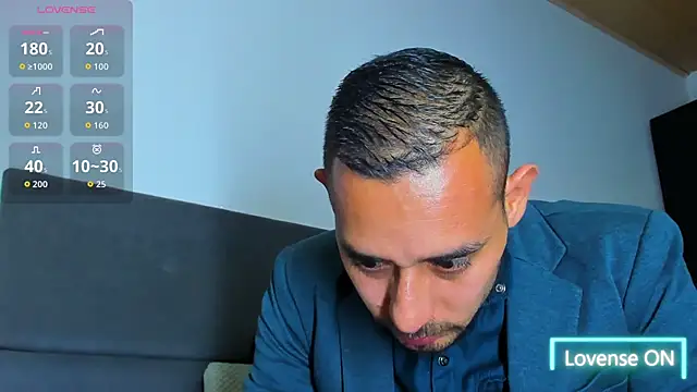 jhonyalzate2 online show from 11/15/25, 03:32