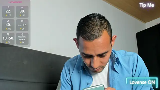 jhonyalzate2 online show from 04/10/26, 01:45