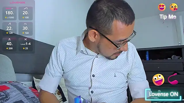 Snapshot of jhonyalzate2 chatting on 01/30/25, 12:18 jhonyalzate2 online show from 01/30/25, 12:18