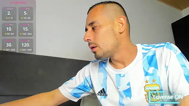 jhonyalzate2 online show from 02/11/26, 04:45