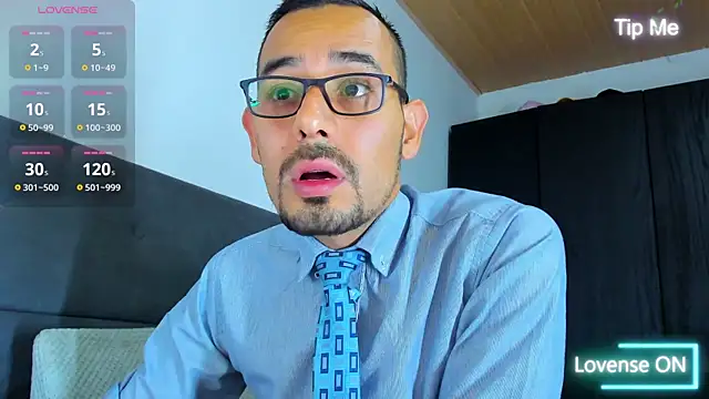 Snapshot of jhonyalzate2 chatting on 09/19/25, 05:22 jhonyalzate2 online show from 09/19/25, 05:22