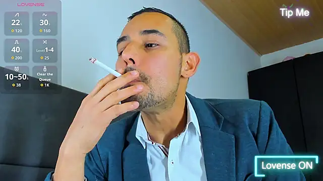 Snapshot of jhonyalzate2 chatting on 10/12/25, 11:28 jhonyalzate2 online show from 10/12/25, 11:28