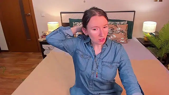 CatherineWalls online show from 05/19/26, 04:41
