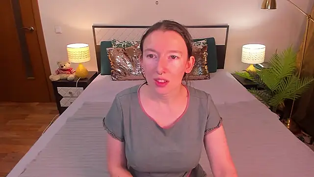 Snapshot of CatherineWalls chatting on 07/18/26, 03:59 CatherineWalls online show from 07/18/26, 03:59