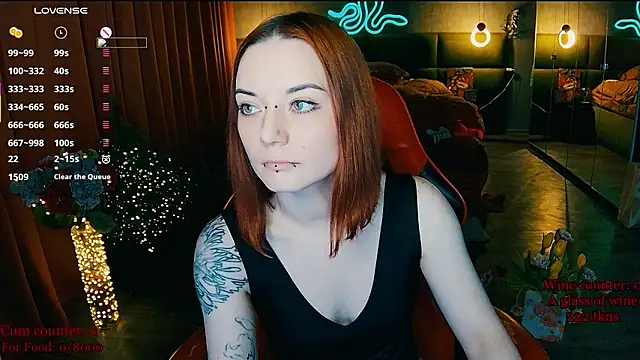 MaxPhoenixx online show from 03/11/26, 08:25