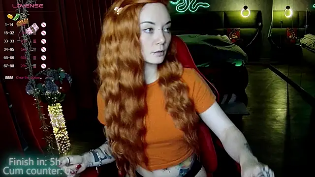 MaxPhoenixx online show from 10/30/25, 08:06