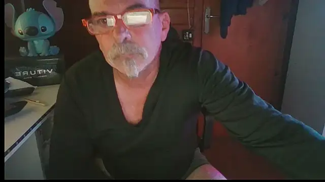 Snapshot of 0oscar_xxx chatting on 09/25/25, 07:20 0oscar xxx online show from 09/25/25, 07:20