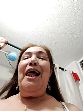 Vicky Rosse online show from 11/26/25, 09:37