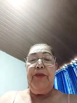 Snapshot of Vicky_Rosse chatting on 05/29/26, 08:04 Vicky Rosse online show from 05/29/26, 08:04