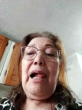 Vicky Rosse online show from 03/30/26, 08:43