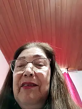 Vicky Rosse online show from 03/04/26, 07:21