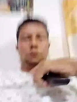 Lachuchaenlacara1988 online show from 02/01/25, 02:47