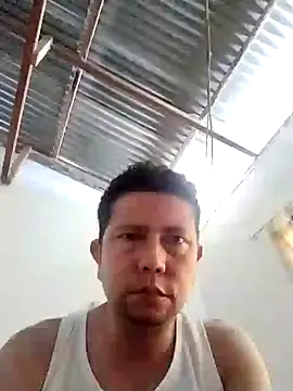 Lachuchaenlacara1988 online show from 02/02/25, 04:00