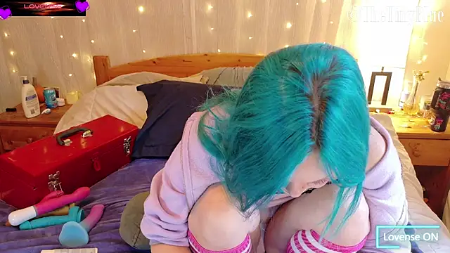 thetinyblue online show from 11/03/25, 05:38