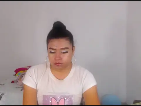 katrinawillff online show from 03/12/26, 04:44