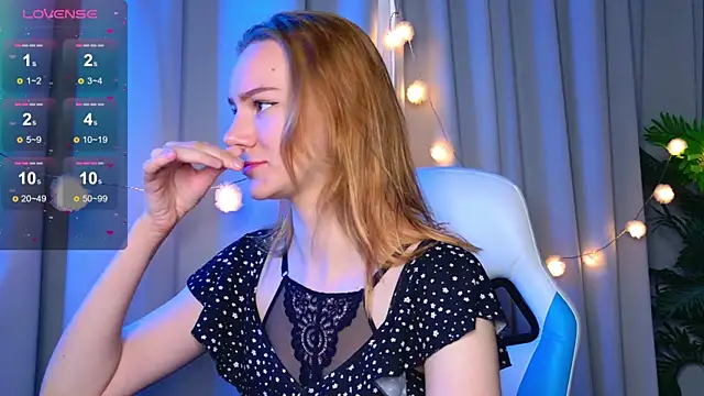 Ramona    online show from 10/14/25, 06:14