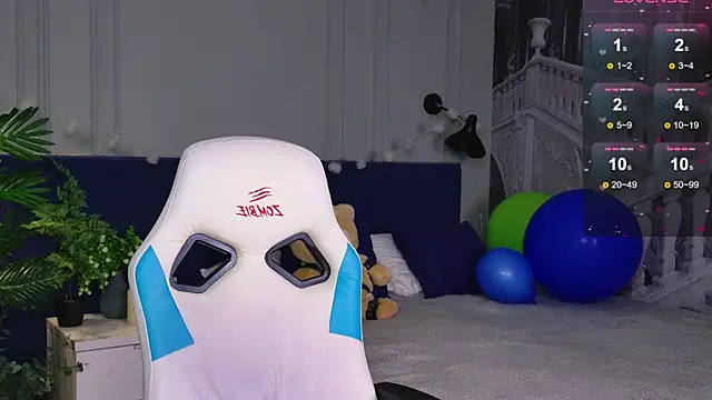 Ramona    online show from 09/26/25, 05:58